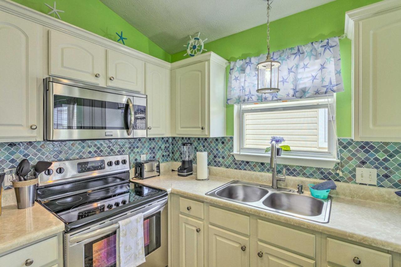Pcb Retreat With Patio And Grill Less Than 1 Mi To Beach! Panama City Beach Bagian luar foto
